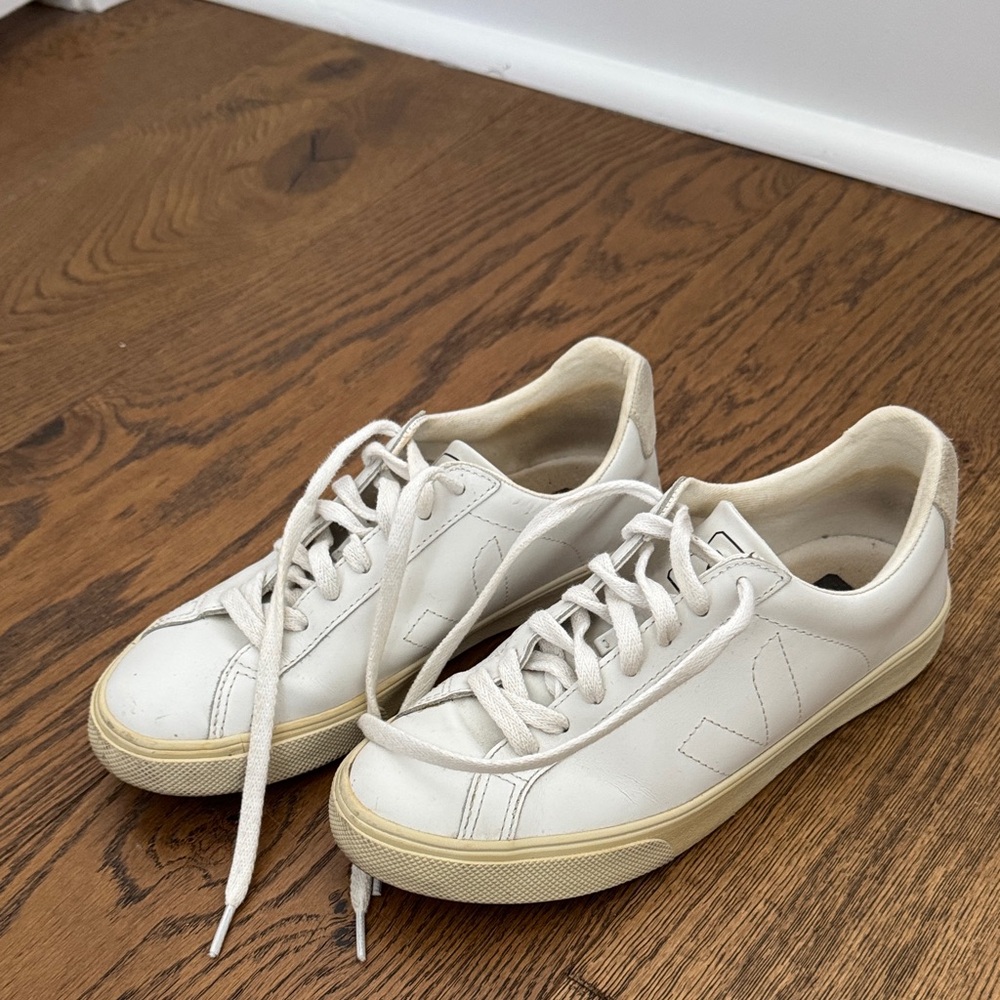 Veja Sneakers size 36